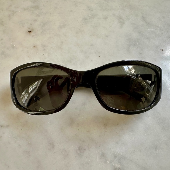 YSL Sunglasses - Picture 1 of 5